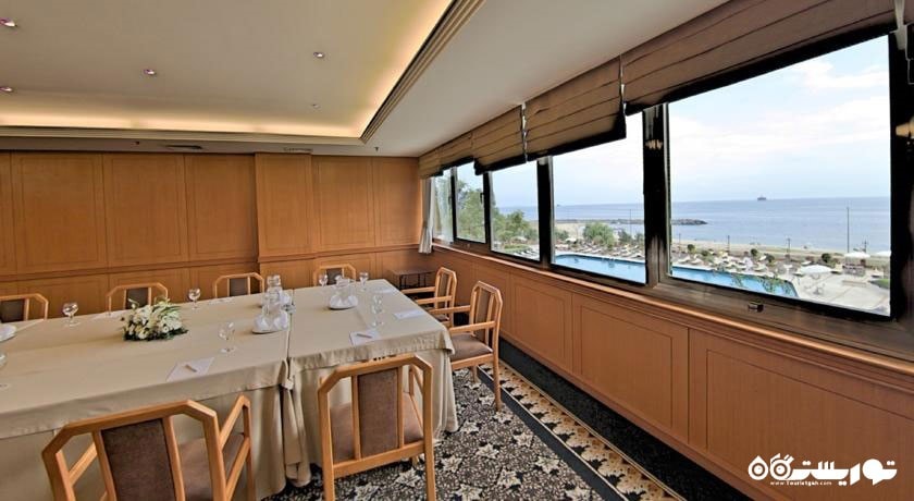 اتاق برگزاری همایش و جلسه